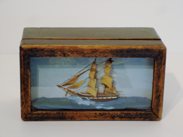 UNUSUAL SMALL SALIORS BOX WITH SHIP